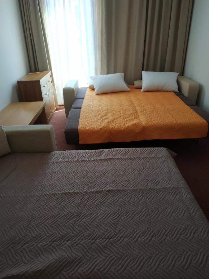 Quiet, Relax And Sand Beach Place With 4Star Service Aheloj Kültér fotó